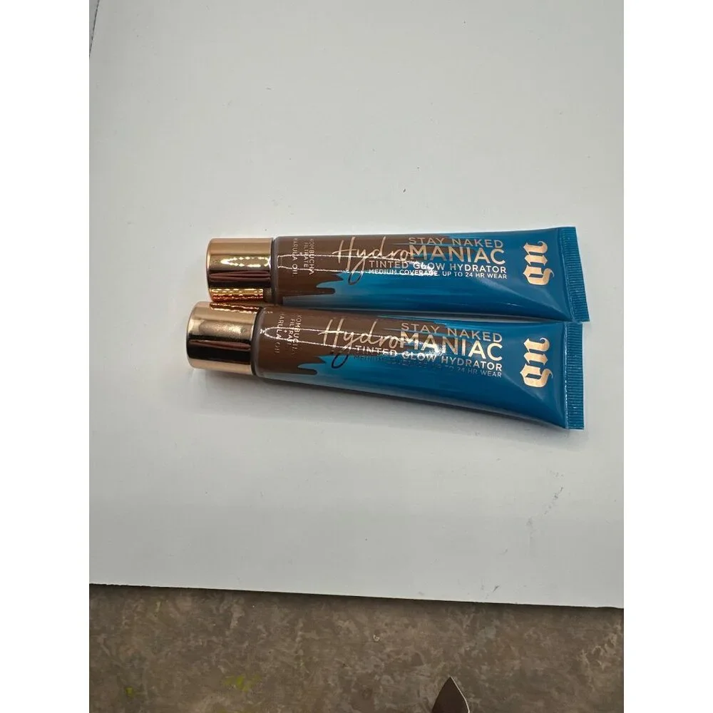Urban Decay Stay Naked Hydromaniac Tinted Glow Hydrator Medium Coverage 35Ml Wit